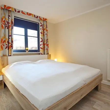 Papillon 10-3 Apartment *